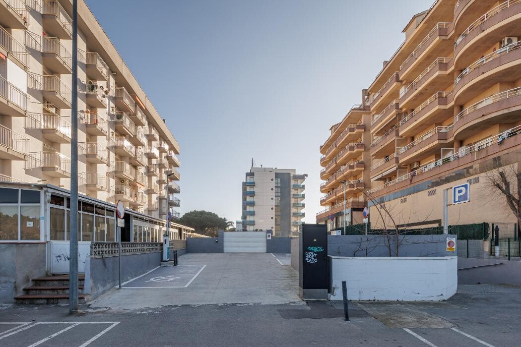 Images ACCIONA Charging Station