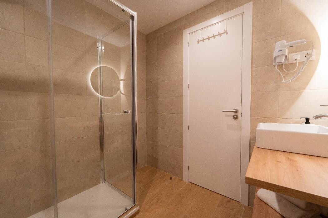 Images I'M Room Suites Nuevos Ministerios - Bernabeu 'Digital Access'