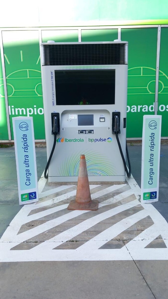 Images Iberdrola | bp pulse estación de recarga