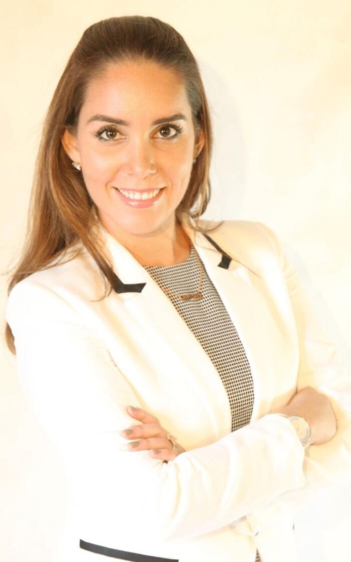 Images Dra. Gabriela Claure - Odontología Estética