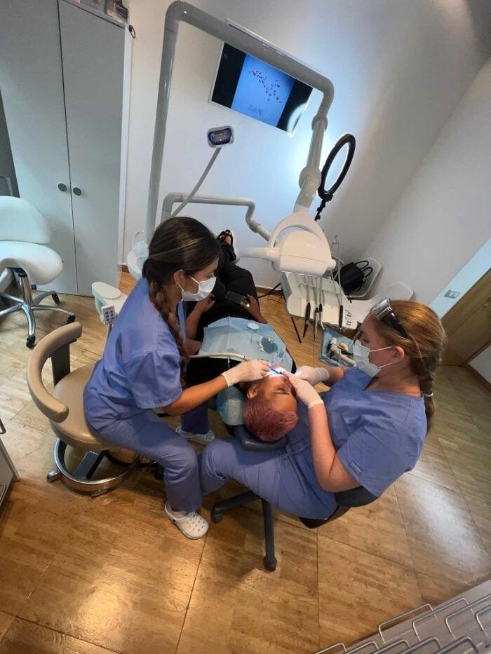 Images Dra. Gabriela Claure - Odontología Estética