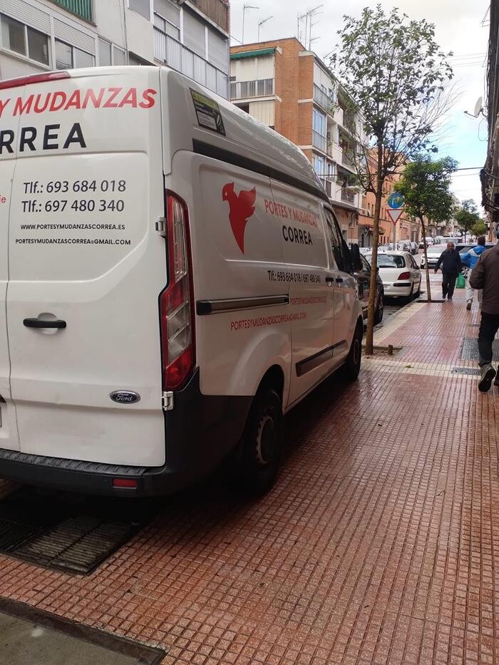 Images Portes y Mudanzas Luis Correa