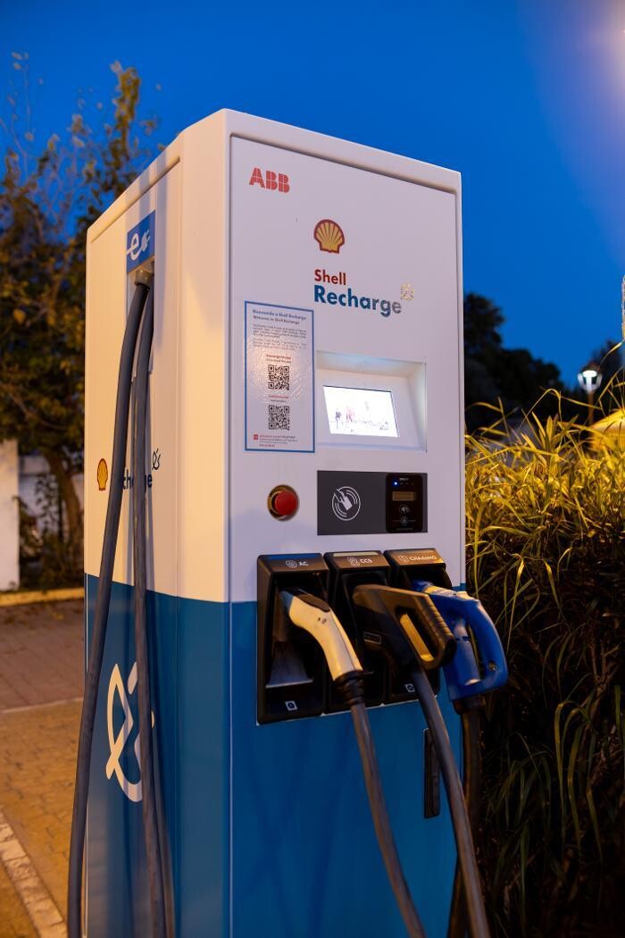 Images Shell Recharge Charging Station
