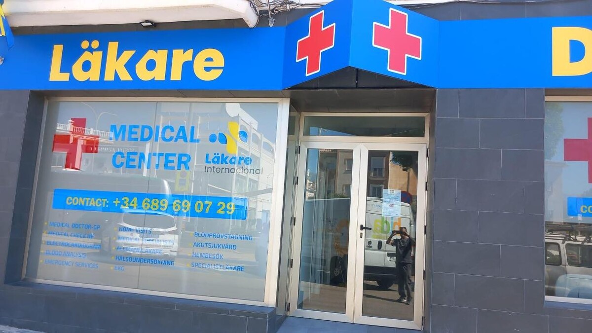 Images Doctor Läkare Medical Center in Nerja (Bus Station)