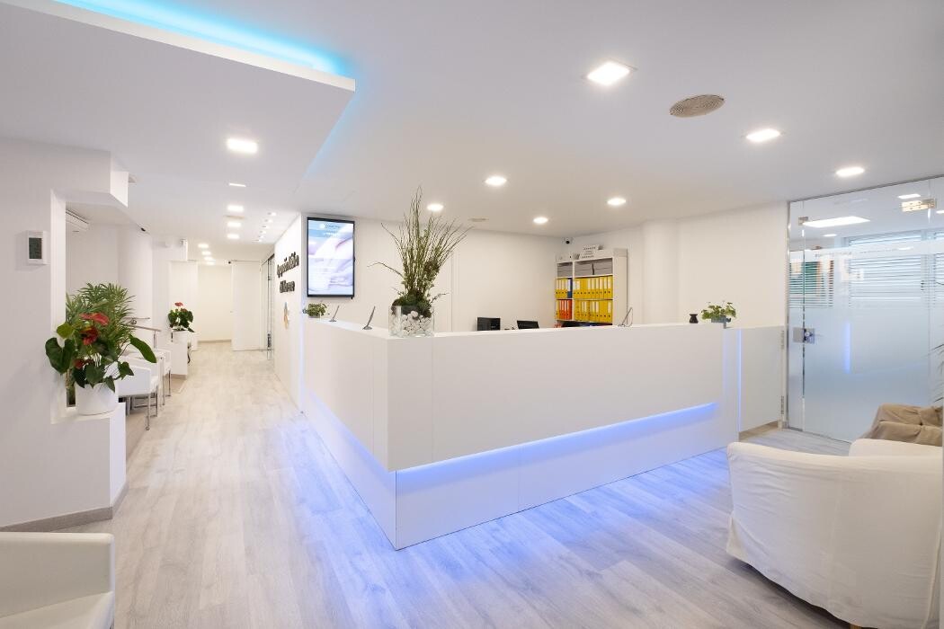 Images AGRUPACIÓN MÉDICA DEL MARESME - INSTITUTO DE TRAUMATOLOGIA BARCELONA DR KIRCHNER