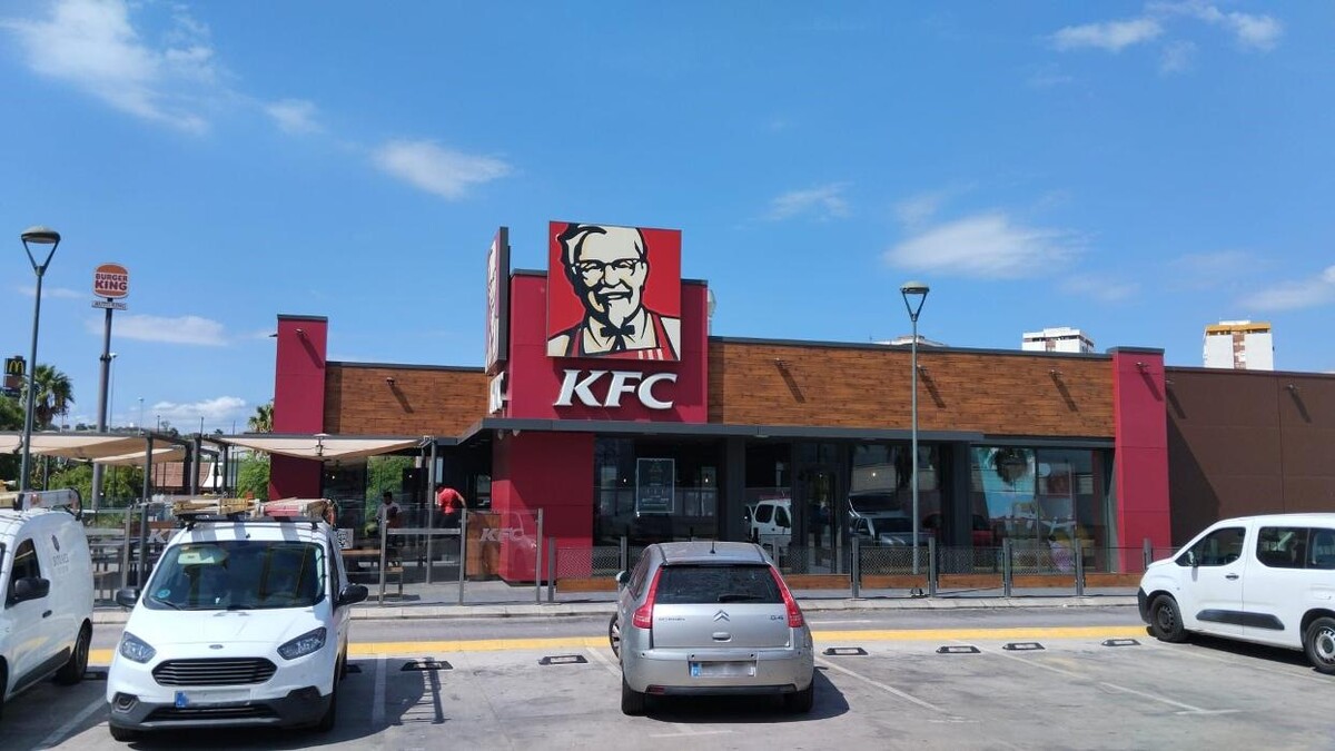 Images ACCIONA Charging Station