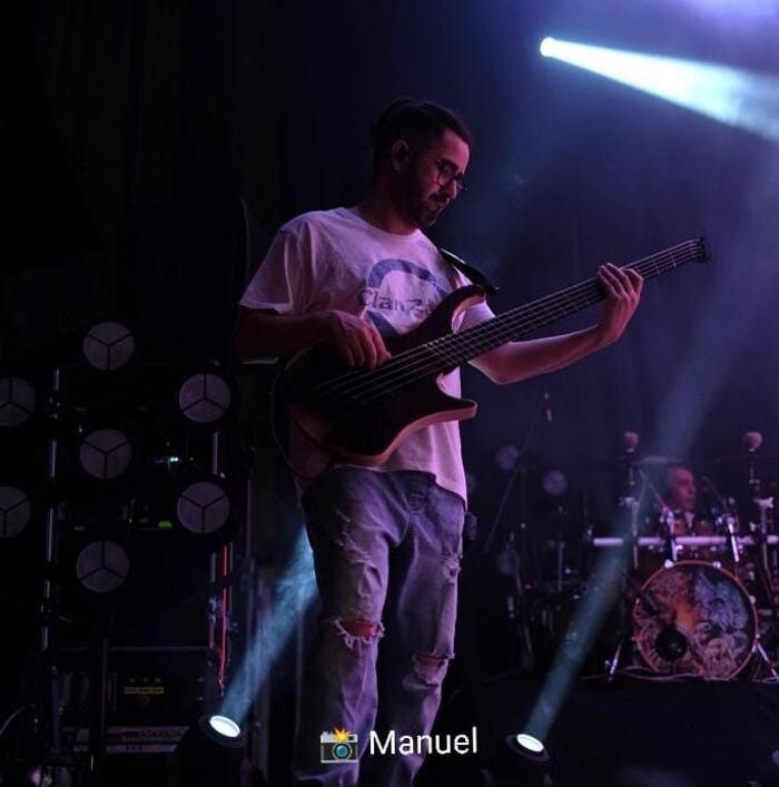 Images DeJavi Aula de Música Moderna en León