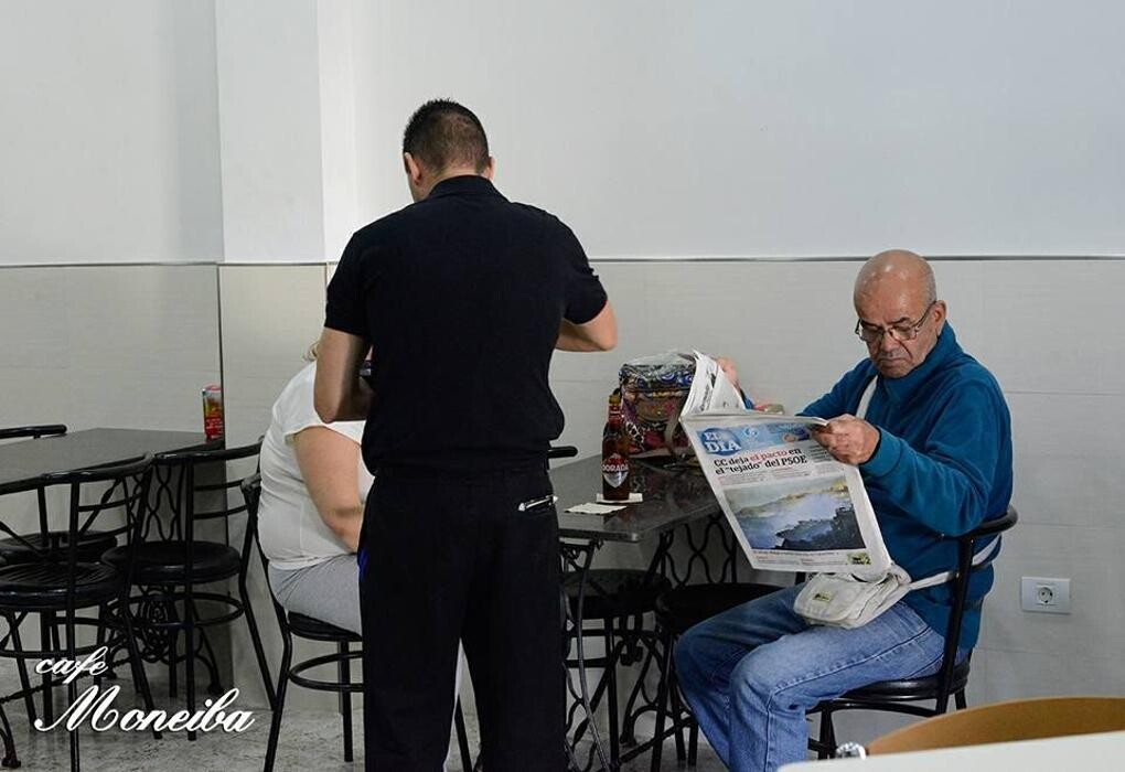 Images BAR - CAFETERÍA MONEIBA