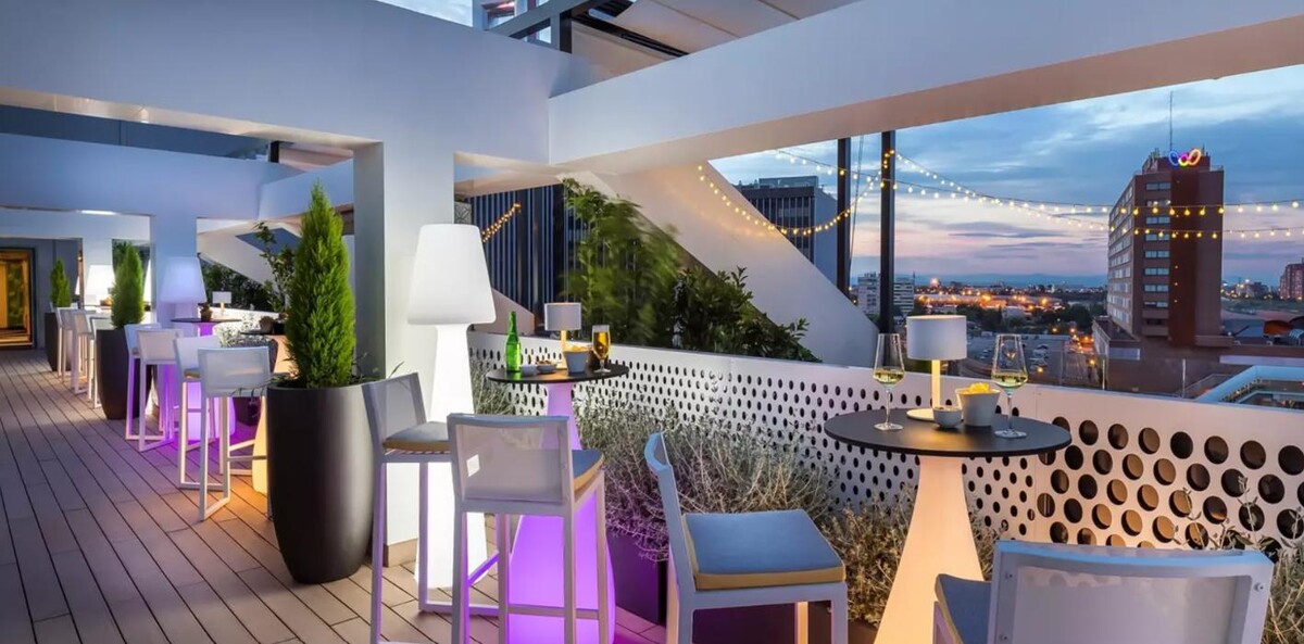 Images Sky Lounge