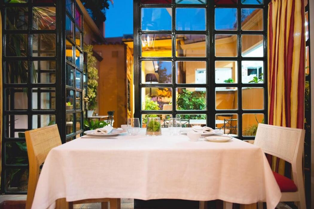 Images Tavella Restaurant