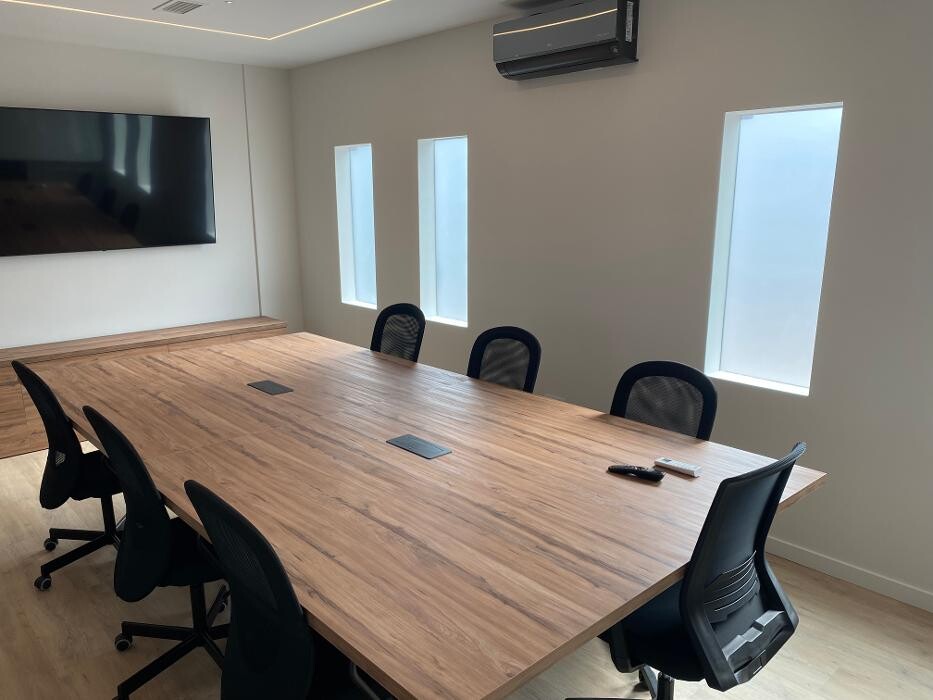 Images LOBOS GRUPO - Lobos Bahía Club S.A. (Oficinas)