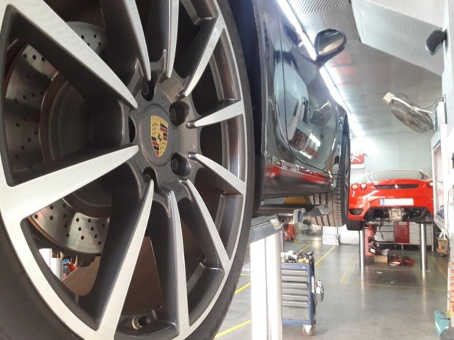 Images TALLERES DAYTONA Castrol Service