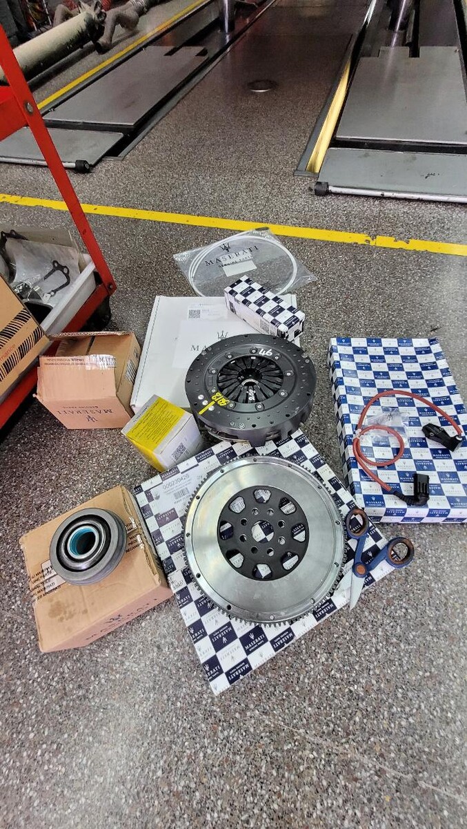 Images TALLERES DAYTONA Castrol Service