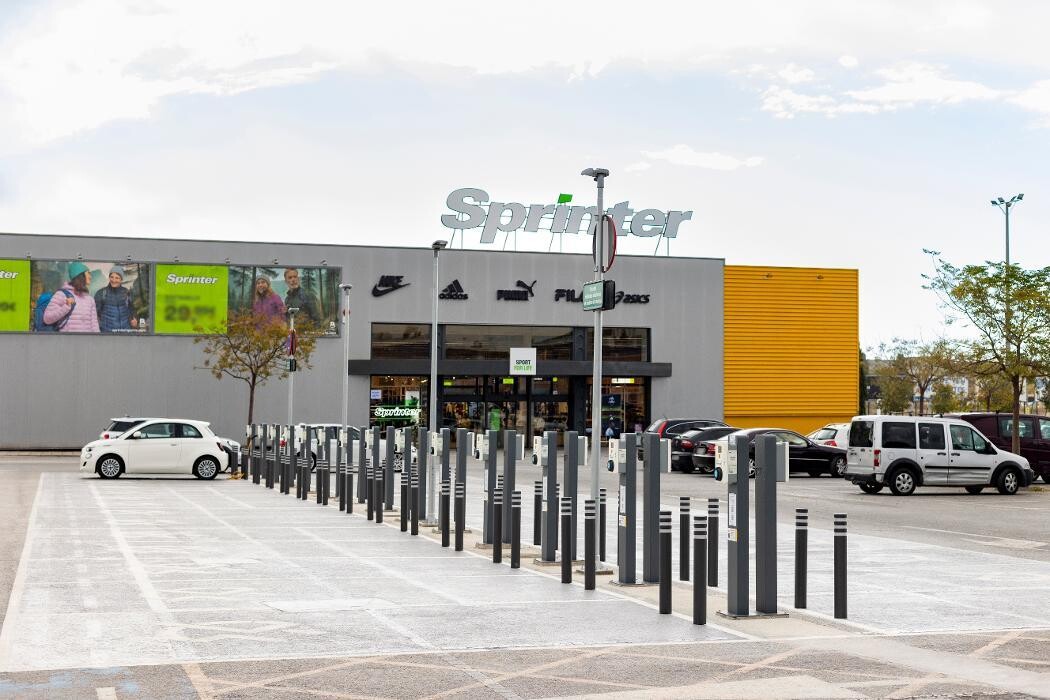 Images ACCIONA Charging Station