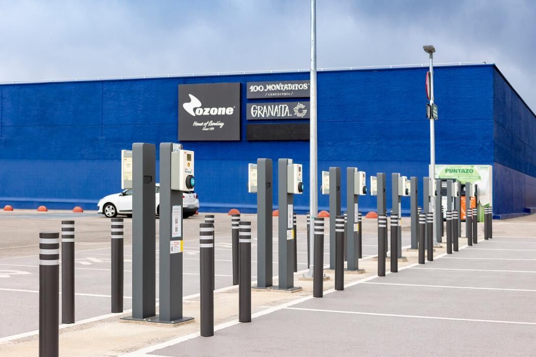 Images ACCIONA Charging Station