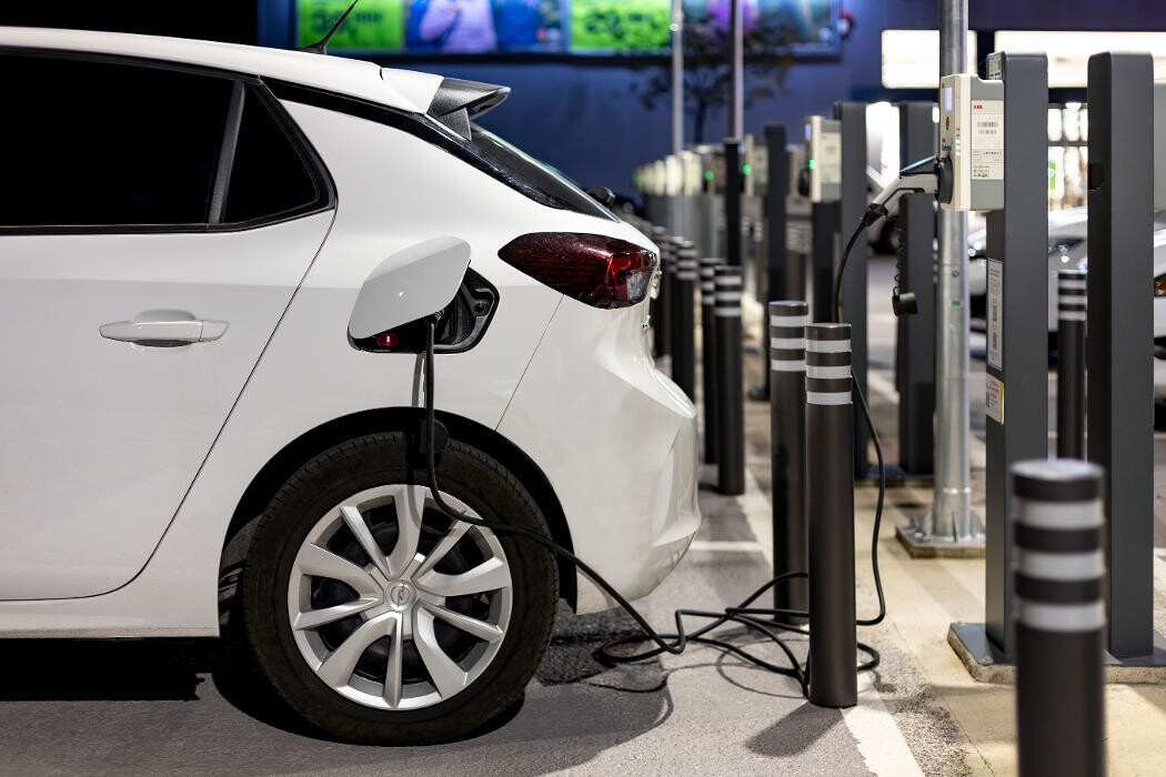 Images ACCIONA Charging Station