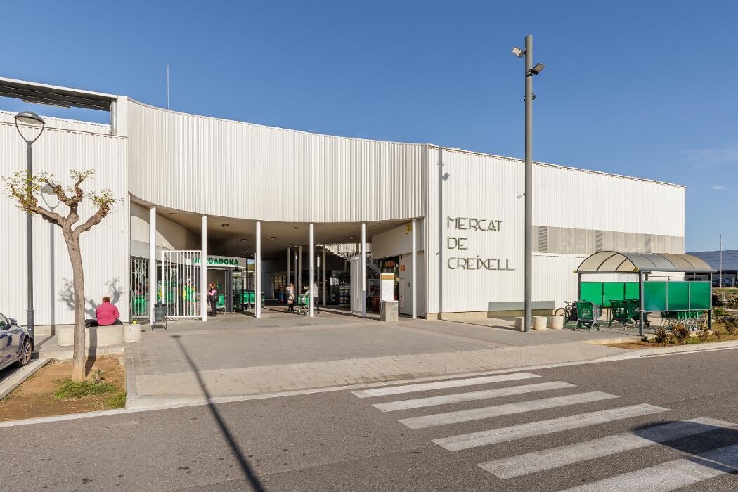 Images ACCIONA Charging Station