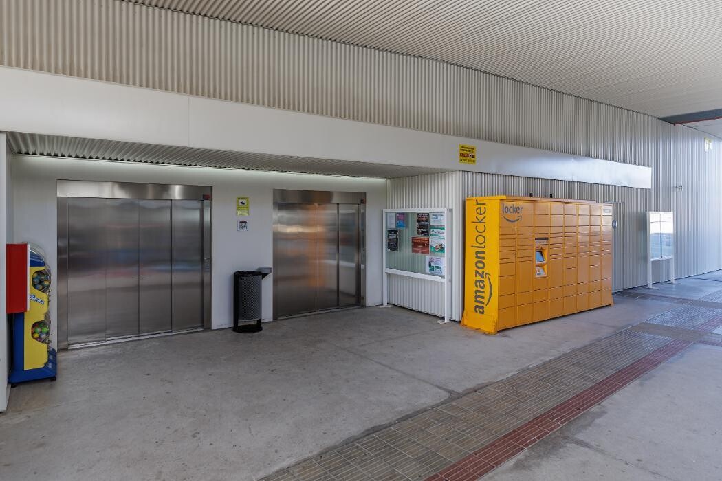 Images ACCIONA Charging Station