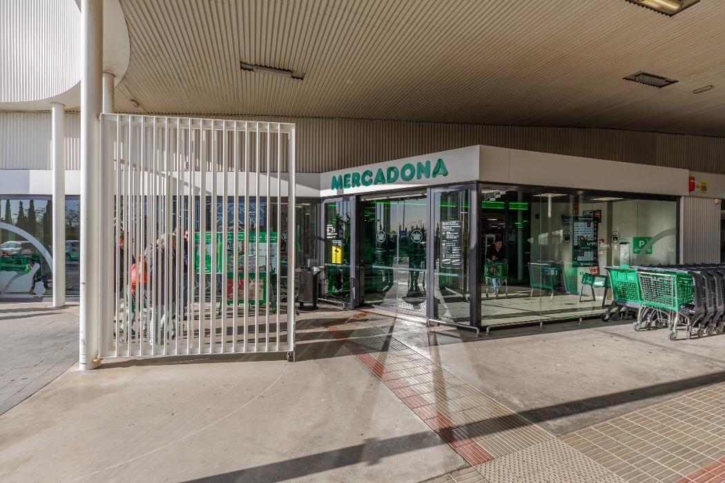 Images ACCIONA Charging Station