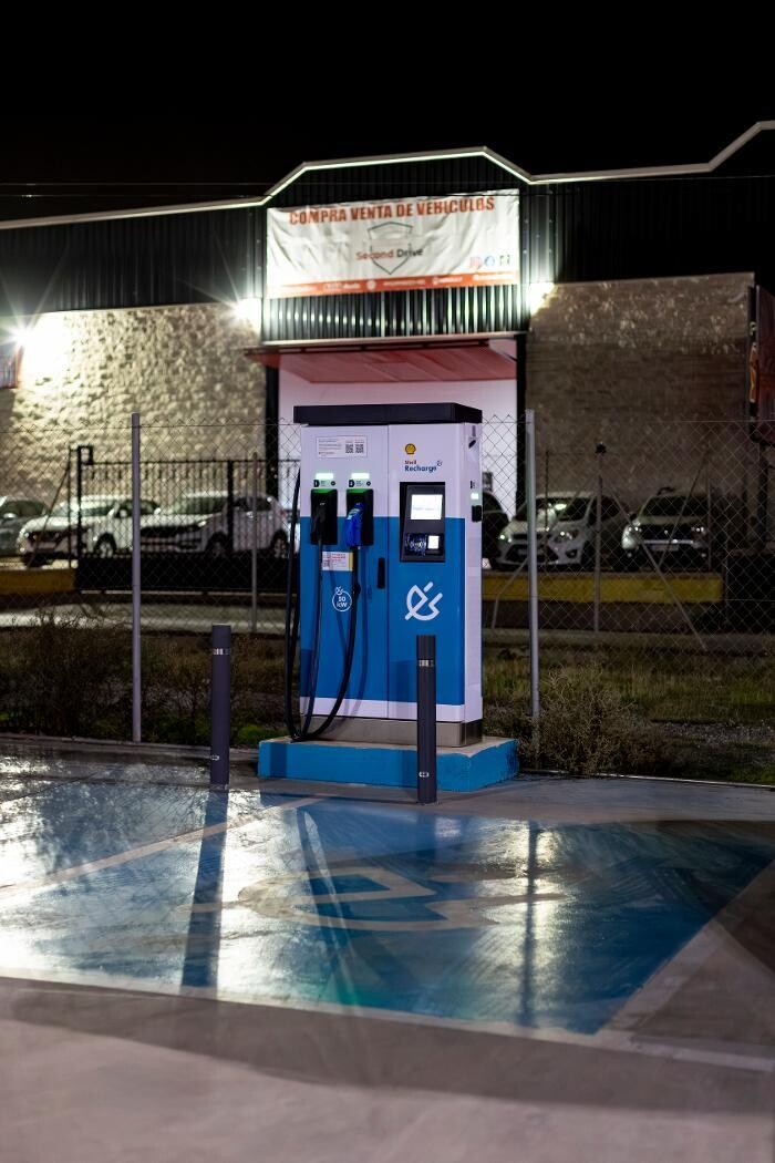 Images Shell Recharge Charging Station
