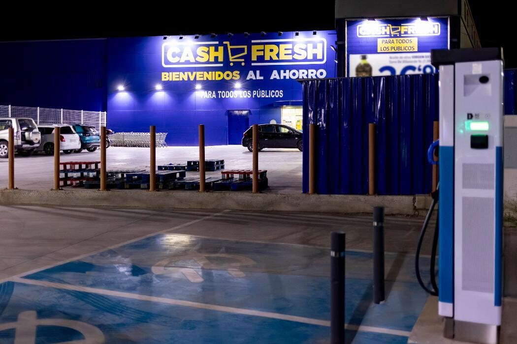 Images ACCIONA Charging Station