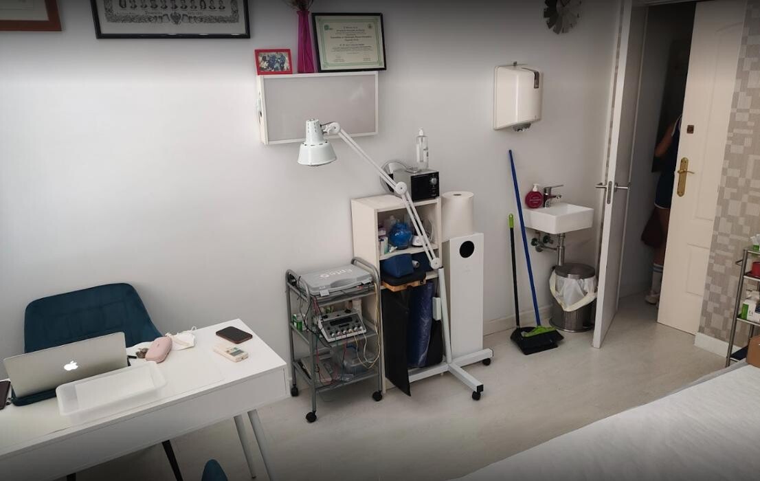 Images Clínica de fisioterapia Adrián Martín