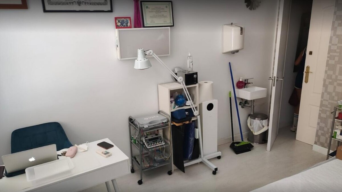 Images Clínica de fisioterapia Adrián Martín