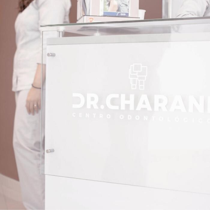 Images Clínica Dental Charani Arrancapins