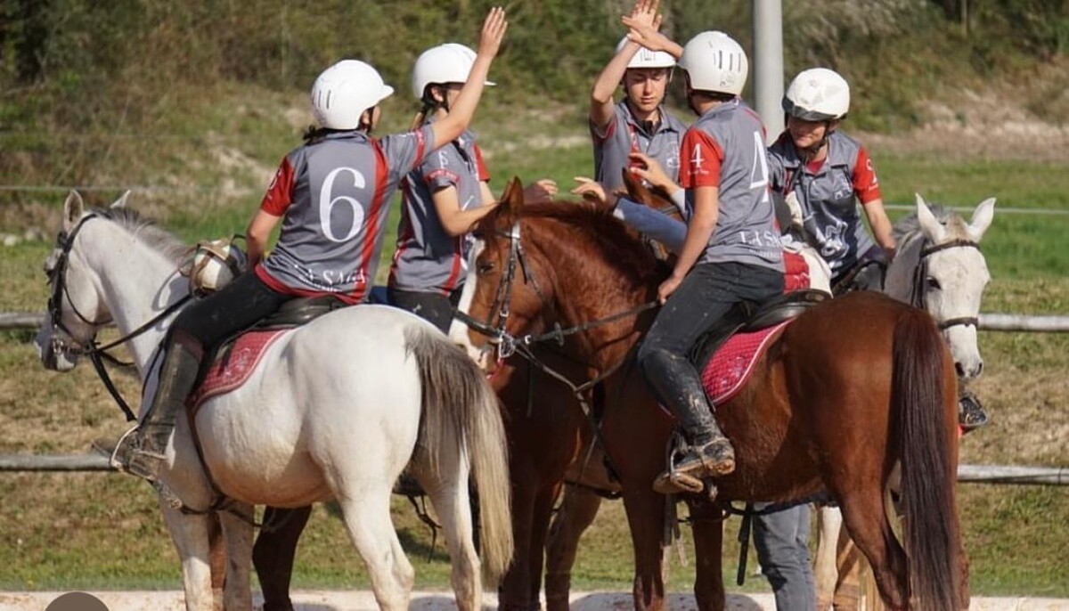Images La Saga Horseball Team