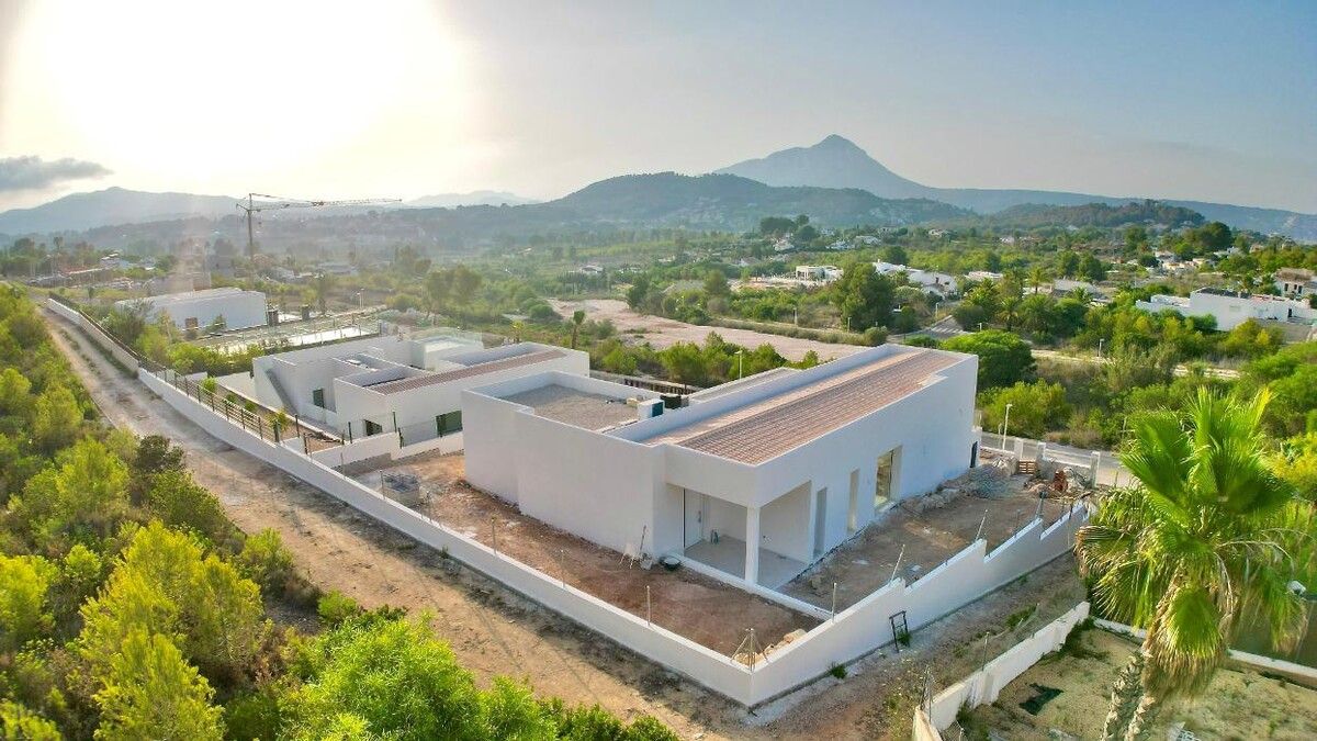 Images MG Villas Luxury Property