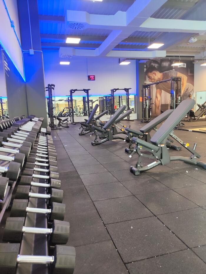 Images Gimnasio VivaGym Torrejón Circunvalación