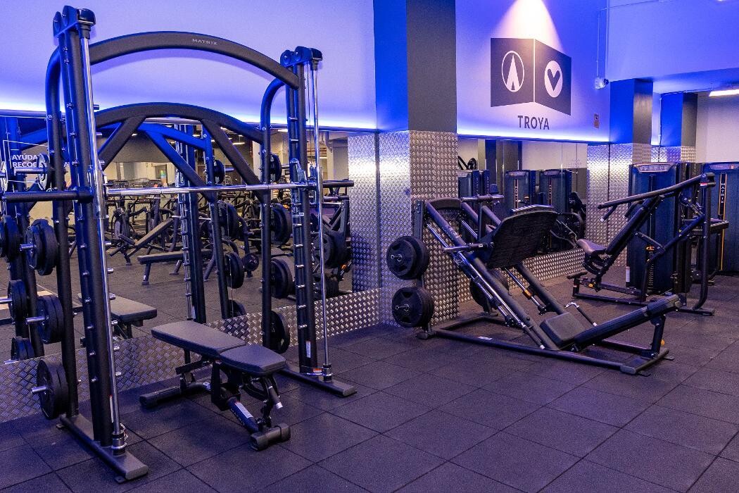 Images Gimnasio VivaGym Troya