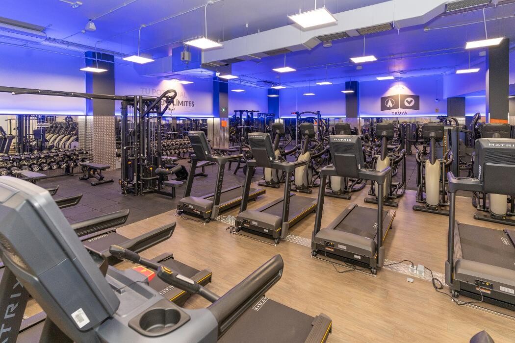 Images Gimnasio VivaGym Troya