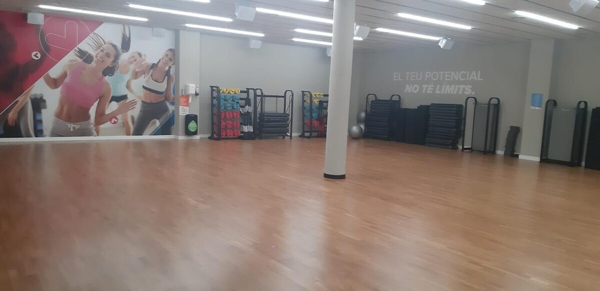 Images Gimnasio VivaGym Sagrera