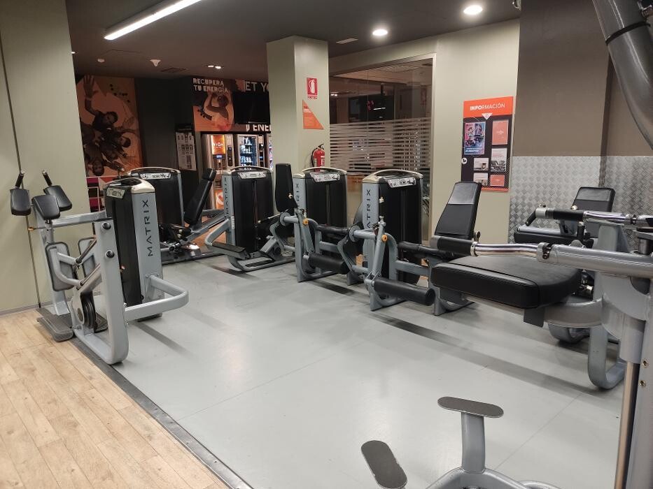 Images Gimnasio VivaGym Cartagena centro