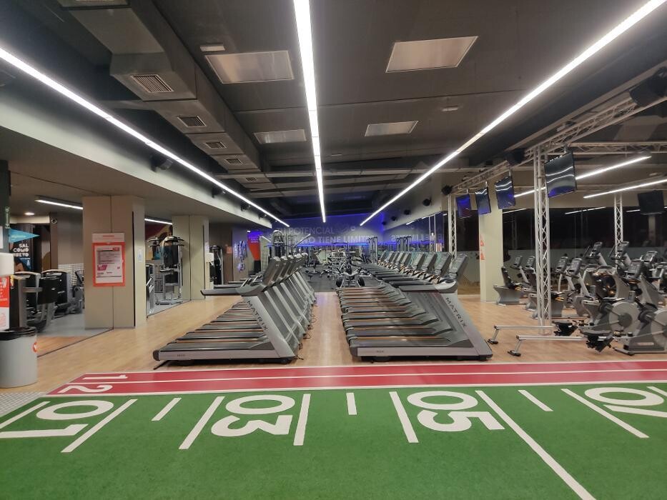 Images Gimnasio VivaGym Cartagena centro