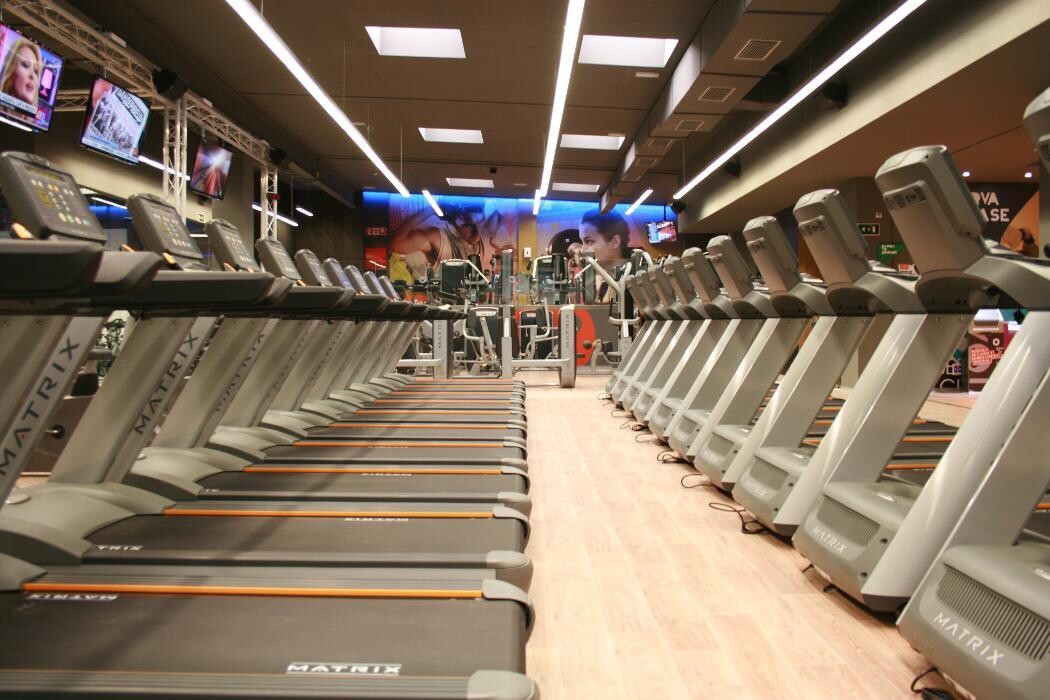 Images Gimnasio VivaGym Cartagena centro