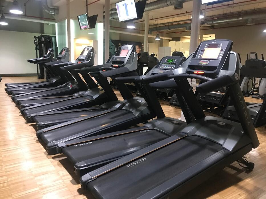 Images Gimnasio VivaGym Universitat