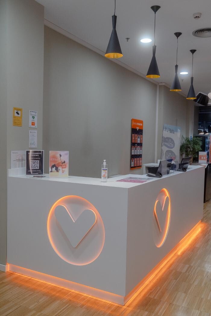 Images Gimnasio VivaGym Universitat