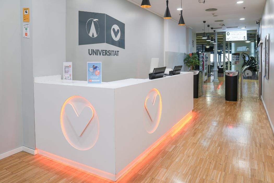 Images Gimnasio VivaGym Universitat