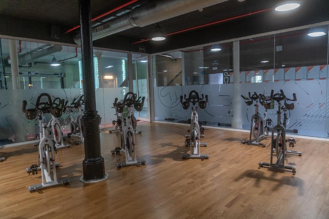 Images Gimnasio VivaGym Universitat