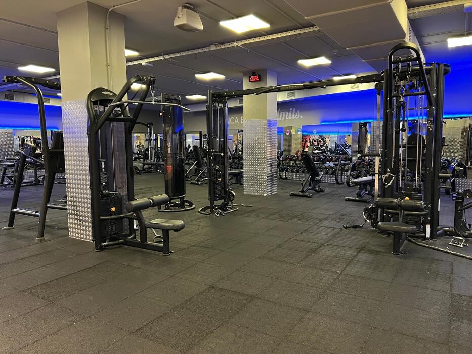 Images Gimnasio VivaGym Avenida Roma