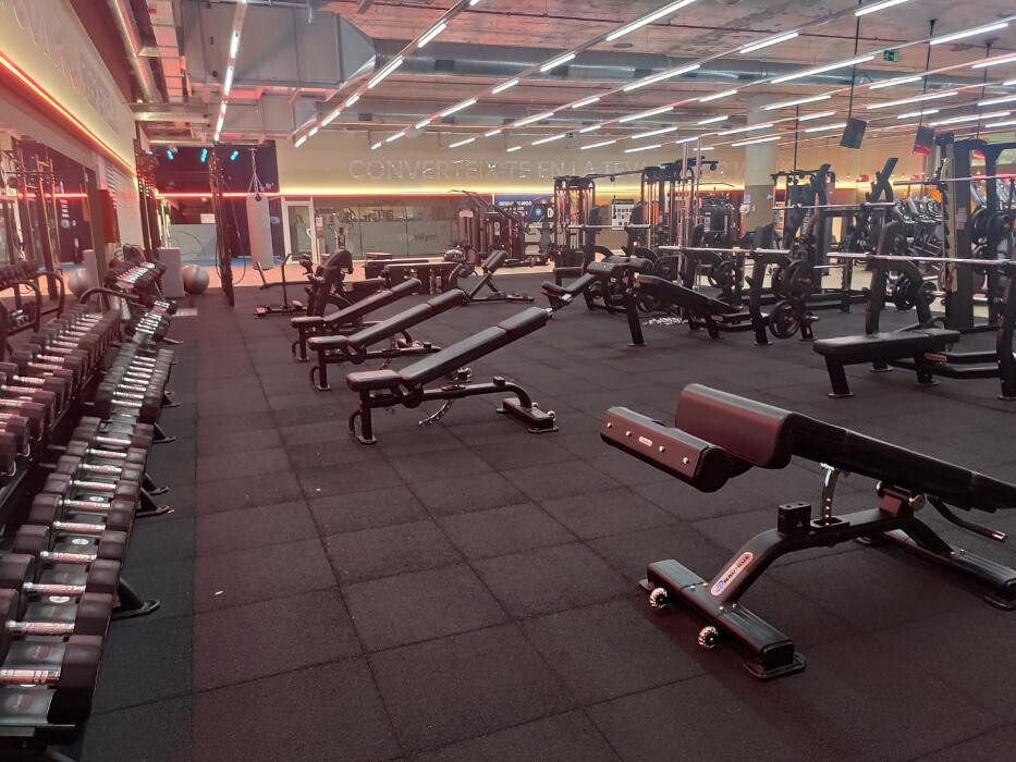 Images Gimnasio VivaGym Sant Antoni