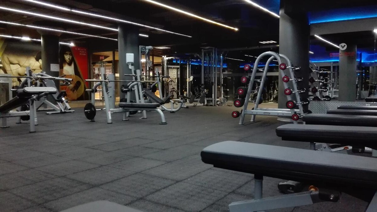 Images Gimnasio VivaGym Málaga Centro