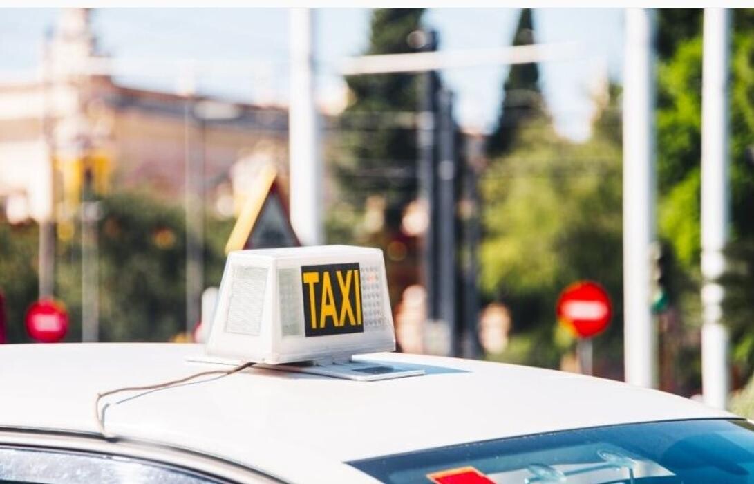 Images Taxi 7 Plazas Madrid