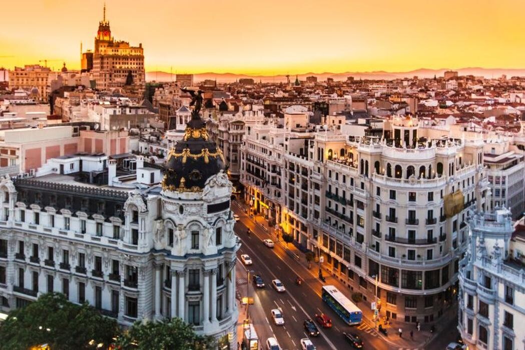 Images Taxi 7 Plazas Madrid