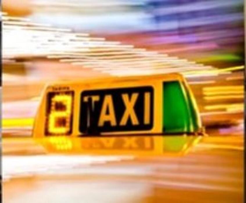 Images Taxi 7 Plazas Madrid