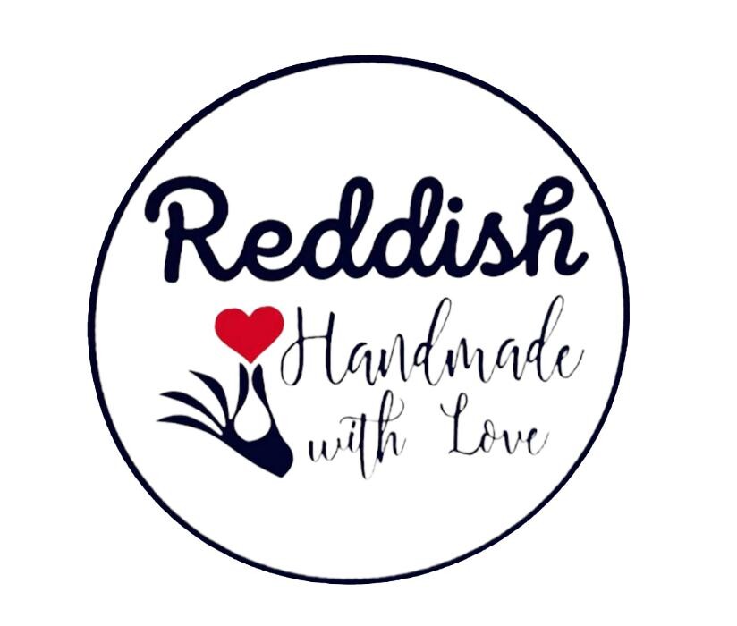 Reddish Handmade With Love Diseño de Artesanías con Servicio Personalizado Logo