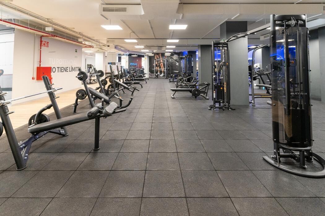 Images Gimnasio VivaGym Tres Forques