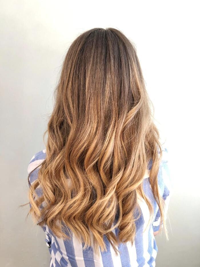 Images Salón Llongueras - Peluquería y Estética Girona